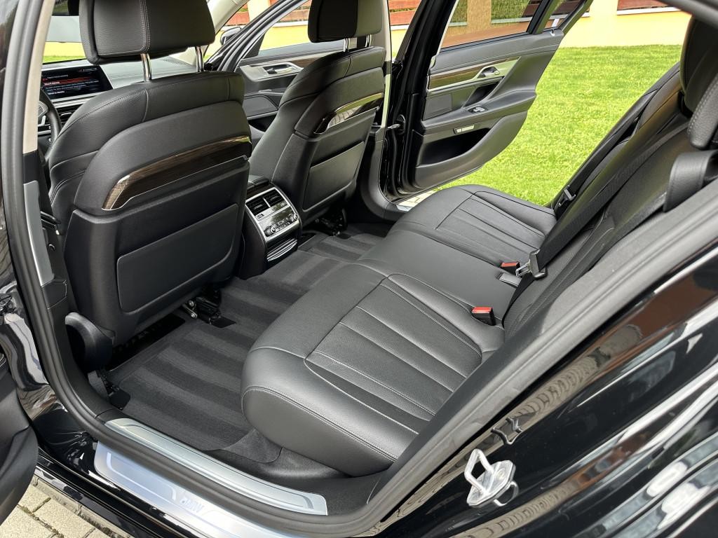 BMW rad 7 740Ld xDrive A/T