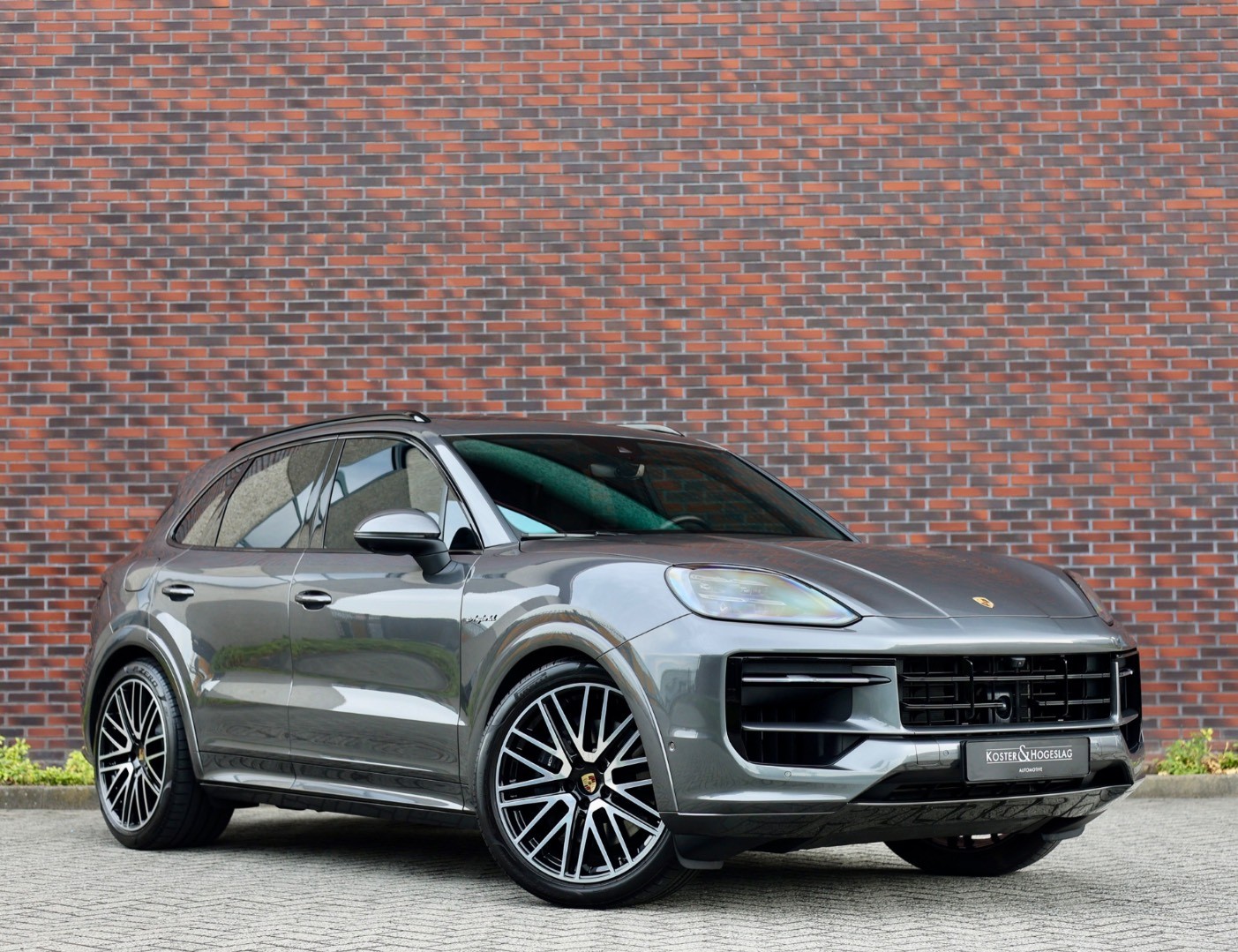 Porsche Cayenne 3.0 V6 eHybrid 346KW SPORT Paket - Pasažier Dispay - Panormáma - Ťazné