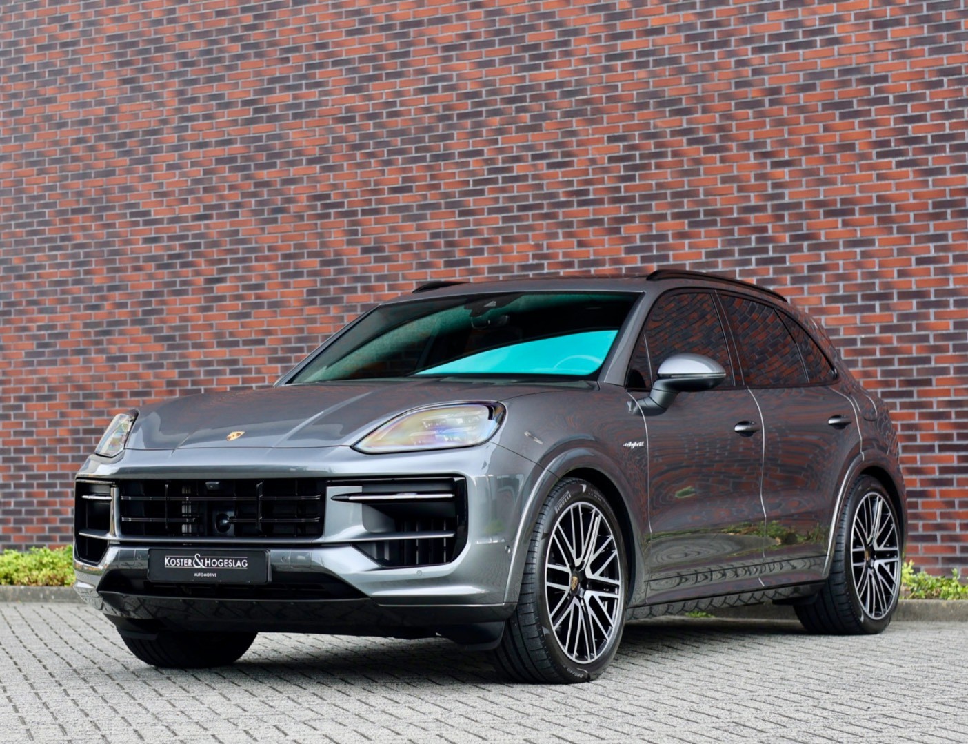Porsche Cayenne 3.0 V6 eHybrid 346KW SPORT Paket - Pasažier Dispay - Panormáma - Ťazné