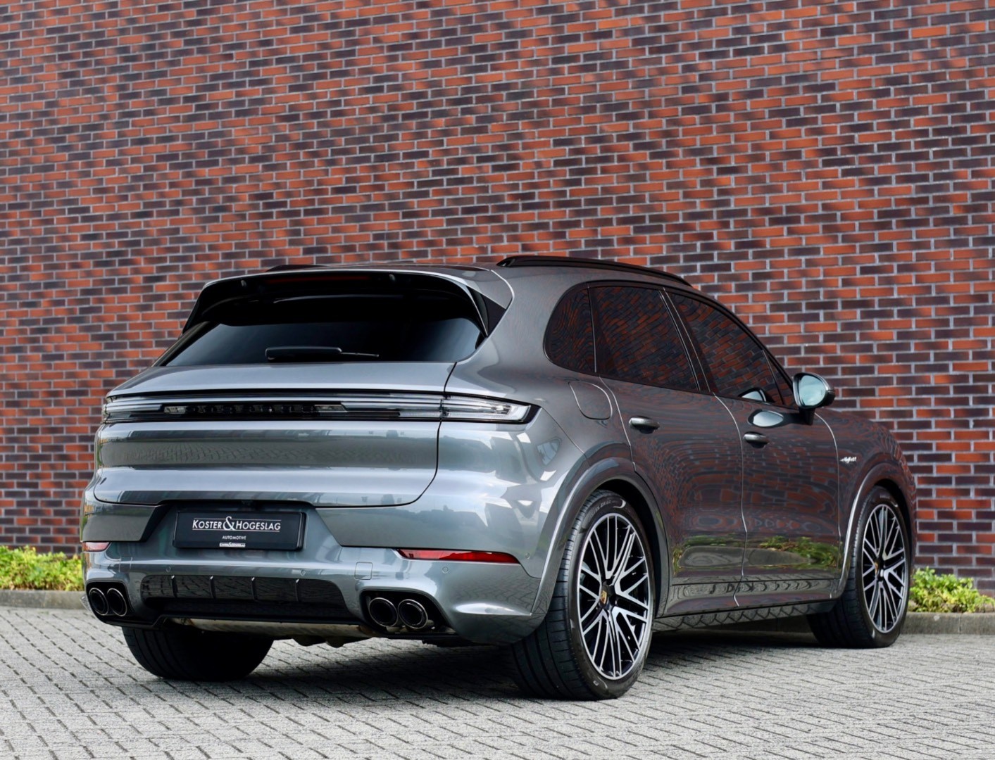 Porsche Cayenne 3.0 V6 eHybrid 346KW SPORT Paket - Pasažier Dispay - Panormáma - Ťazné