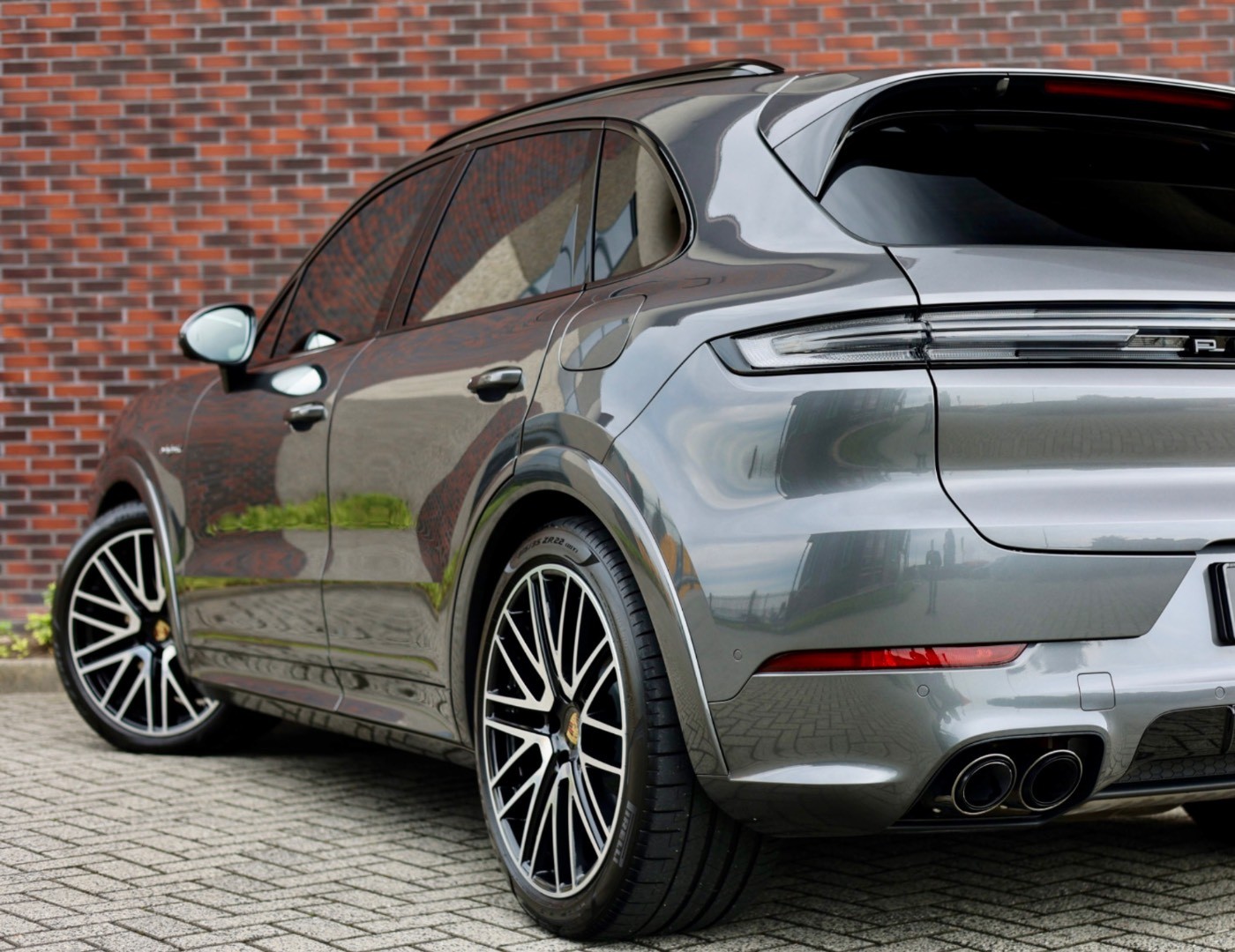 Porsche Cayenne 3.0 V6 eHybrid 346KW SPORT Paket - Pasažier Dispay - Panormáma - Ťazné
