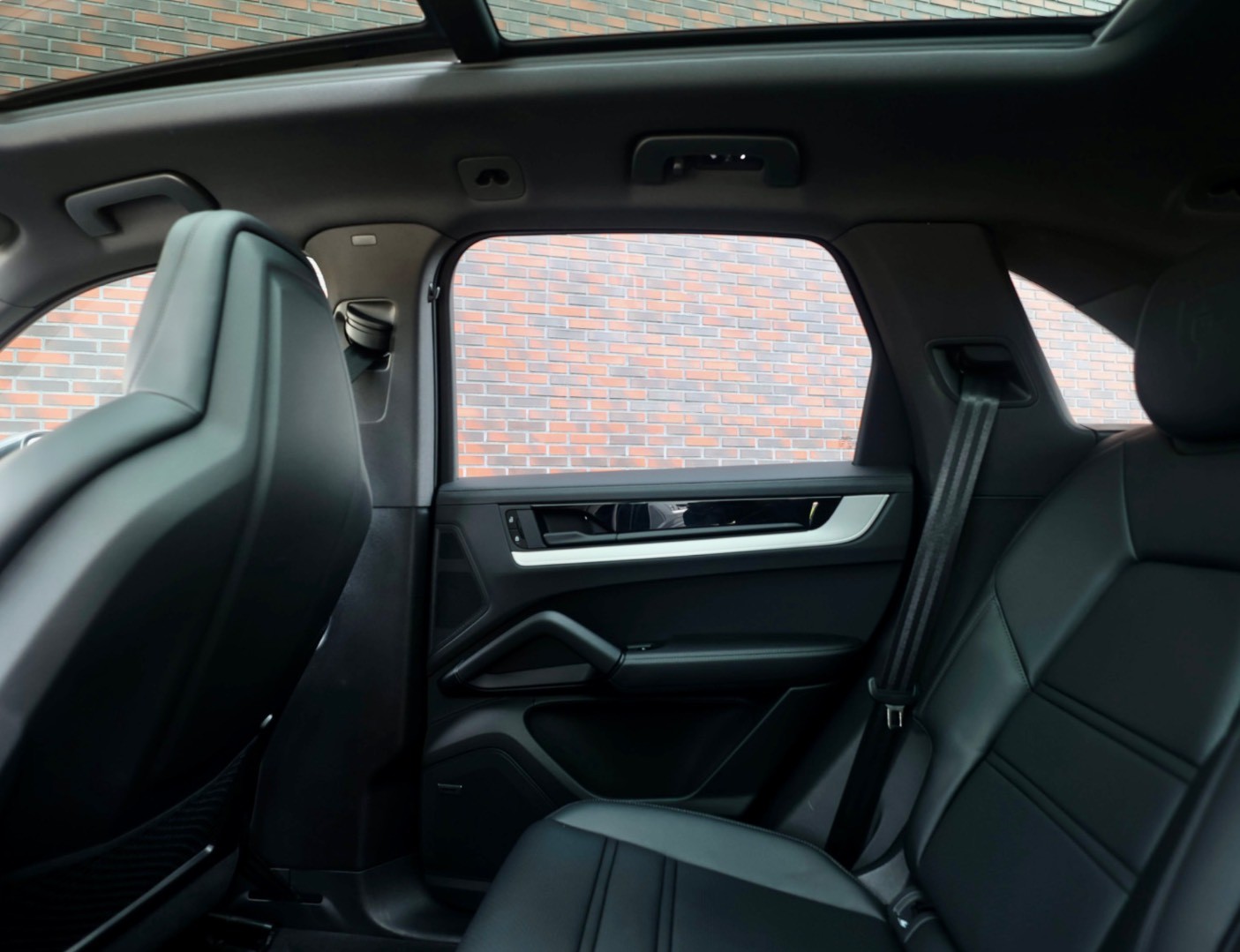 Porsche Cayenne 3.0 V6 eHybrid 346KW SPORT Paket - Pasažier Dispay - Panormáma - Ťazné