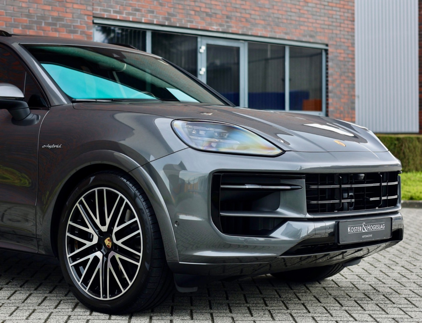 Porsche Cayenne 3.0 V6 eHybrid 346KW SPORT Paket - Pasažier Dispay - Panormáma - Ťazné
