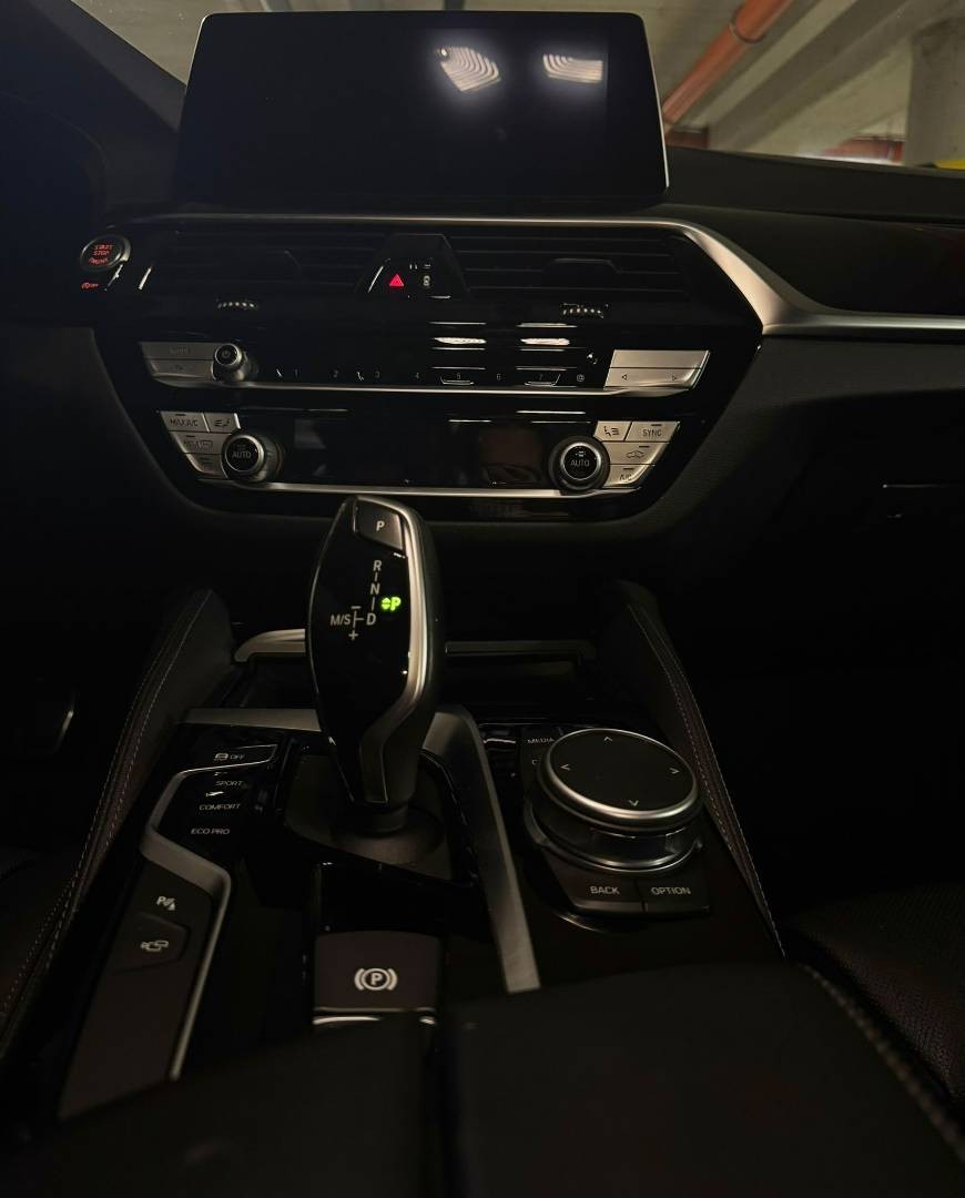 BMW Rad 5 M550d xDrive A/T