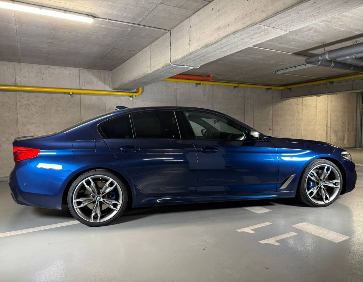 BMW Rad 5 M550d xDrive A/T