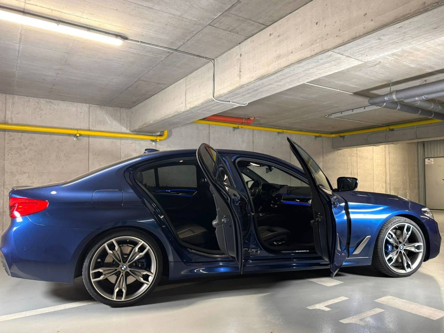 BMW Rad 5 M550d xDrive A/T