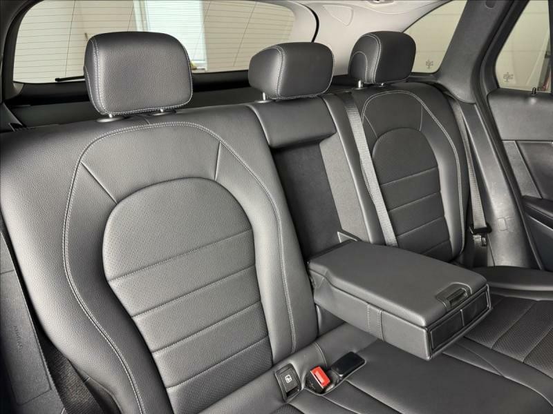 Mercedes-Benz GLC 2,0 220d  4Matic AMG Line LED