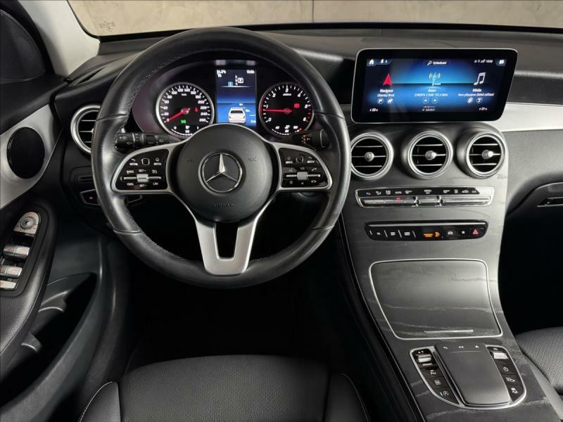 Mercedes-Benz GLC 2,0 220d  4Matic AMG Line LED