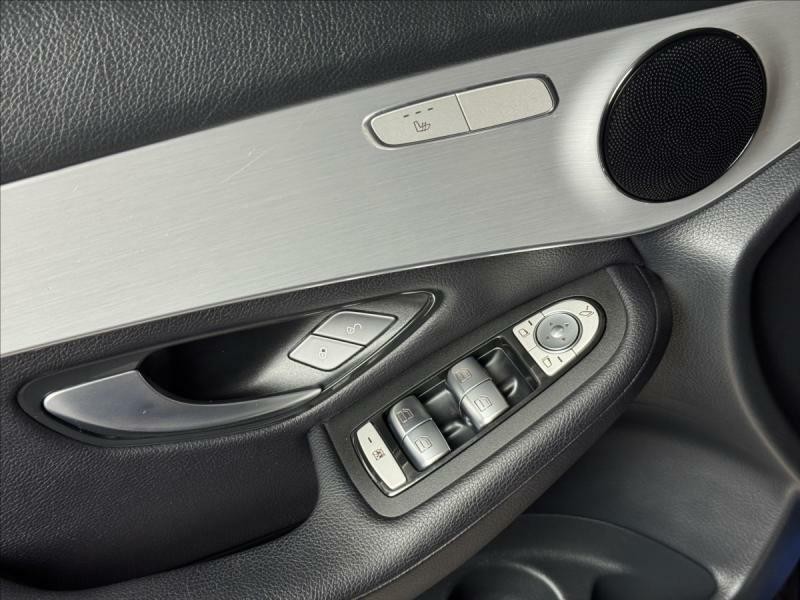 Mercedes-Benz GLC 2,0 220d  4Matic AMG Line LED