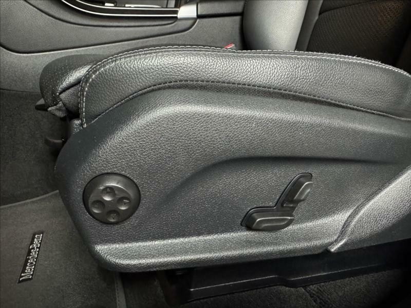 Mercedes-Benz GLC 2,0 220d  4Matic AMG Line LED