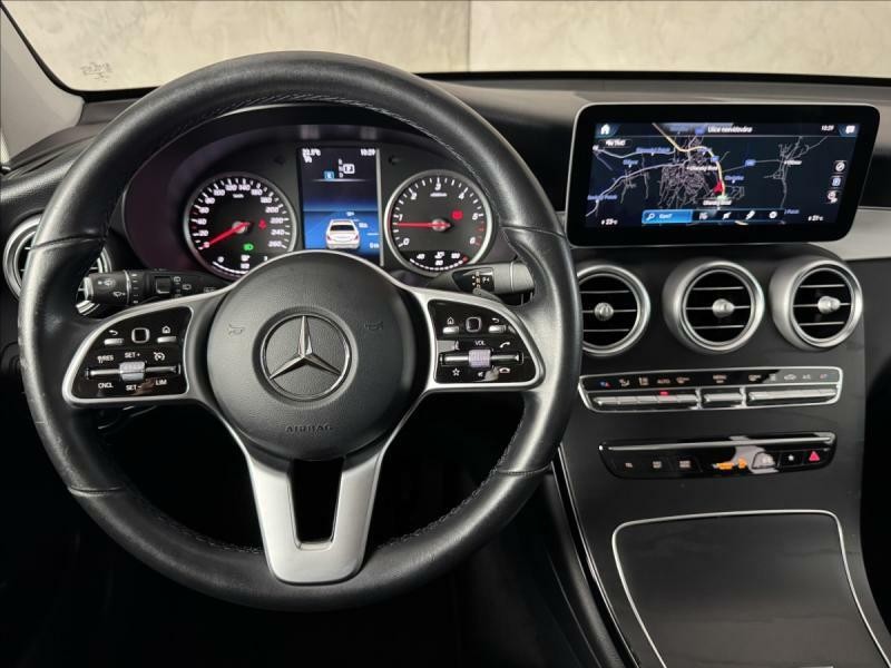 Mercedes-Benz GLC 2,0 220d  4Matic AMG Line LED