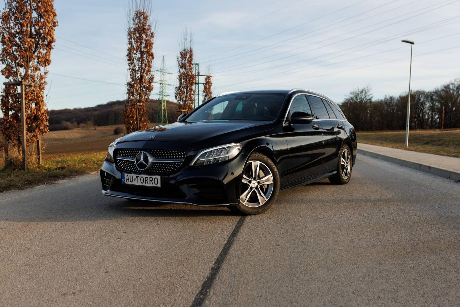 Mercedes-Benz C trieda Kombi T 300 d A/T AMG Line Odpočet DPH