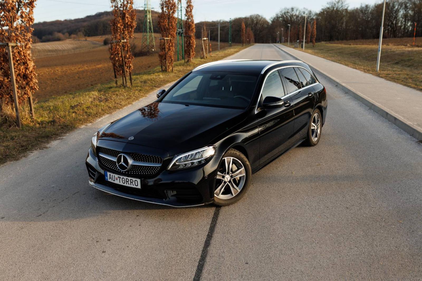 Mercedes-Benz C trieda Kombi T 300 d A/T AMG Line Odpočet DPH