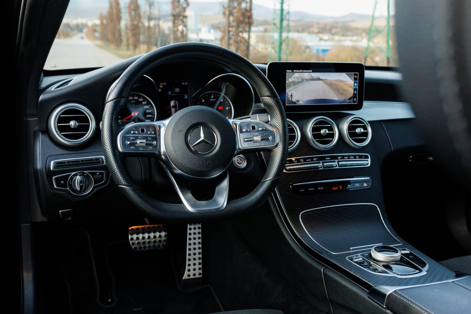 Mercedes-Benz C trieda Kombi T 300 d A/T AMG Line Odpočet DPH