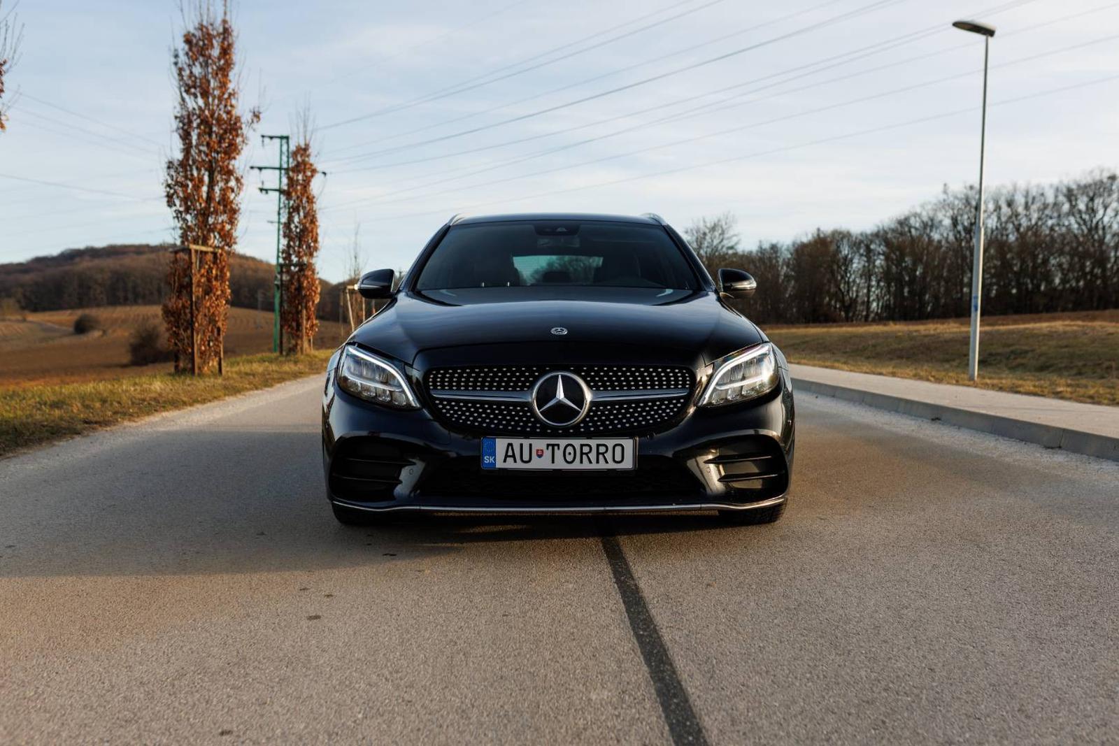 Mercedes-Benz C trieda Kombi T 300 d A/T AMG Line Odpočet DPH