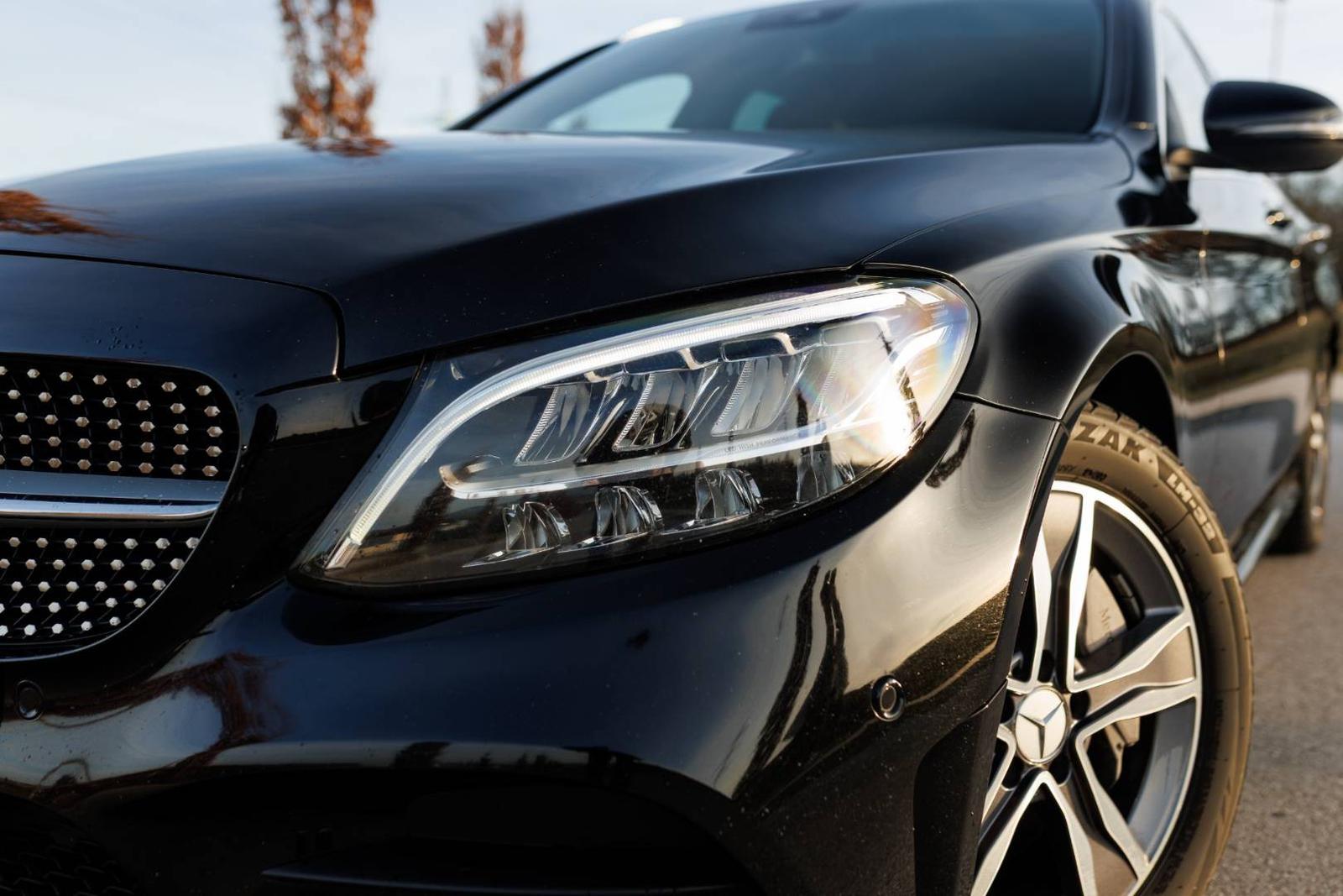 Mercedes-Benz C trieda Kombi T 300 d A/T AMG Line Odpočet DPH