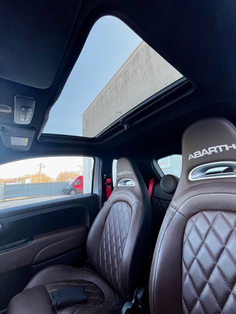 Abarth 695 1.4 T-Jet 180k