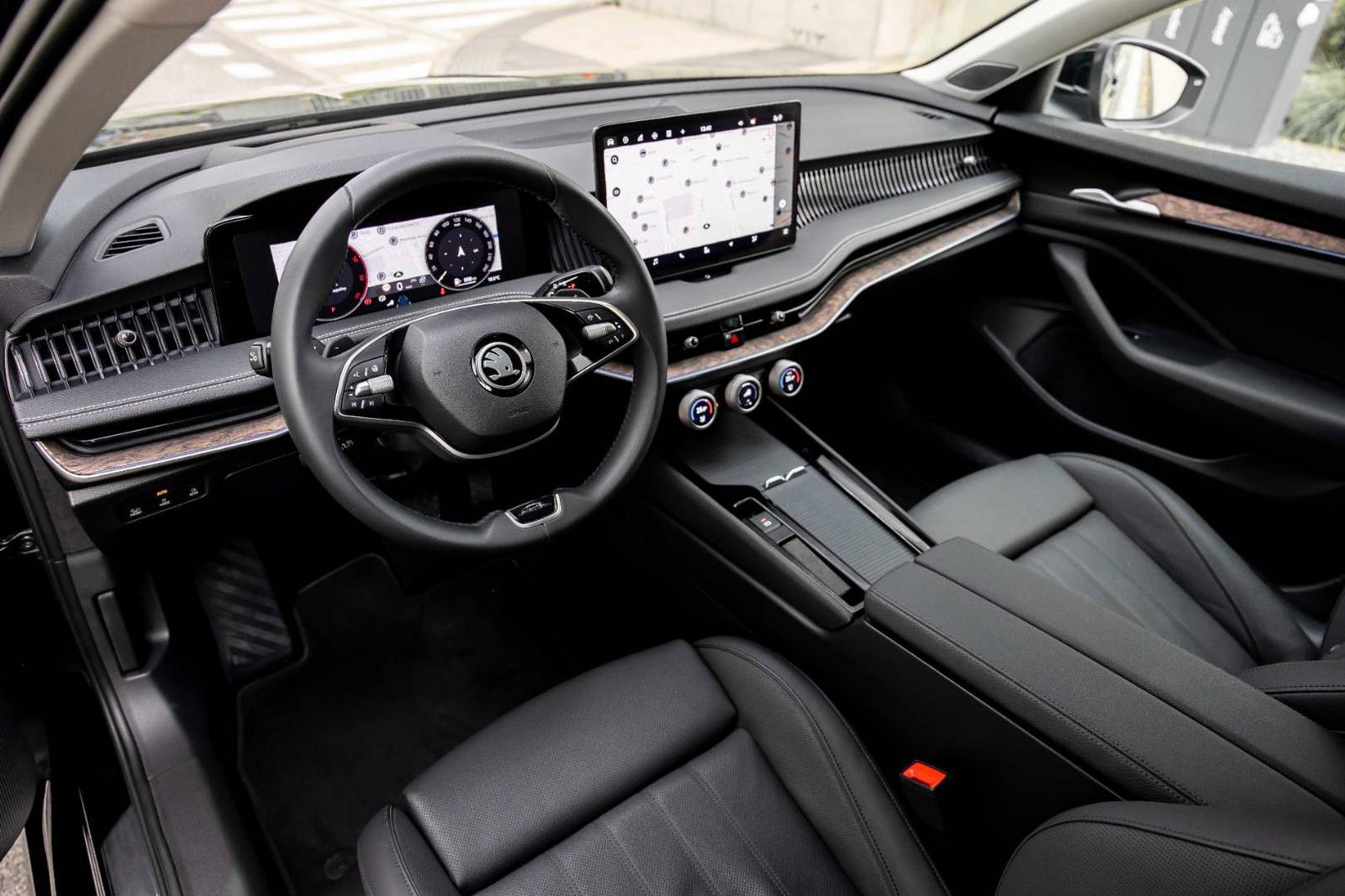 Škoda Superb Combi 2.0 TDI SCR L&K 4x4 DSG, 142kW, A7, 5d. (2025)