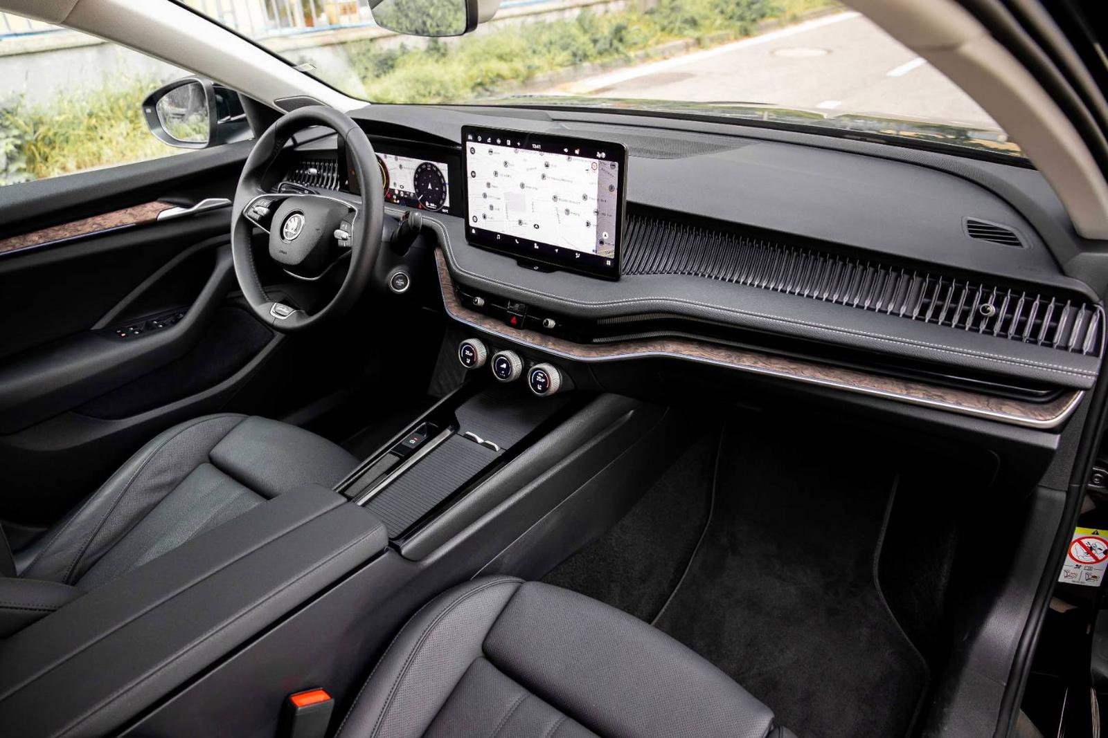 Škoda Superb Combi 2.0 TDI SCR L&K 4x4 DSG, 142kW, A7, 5d. (2025)