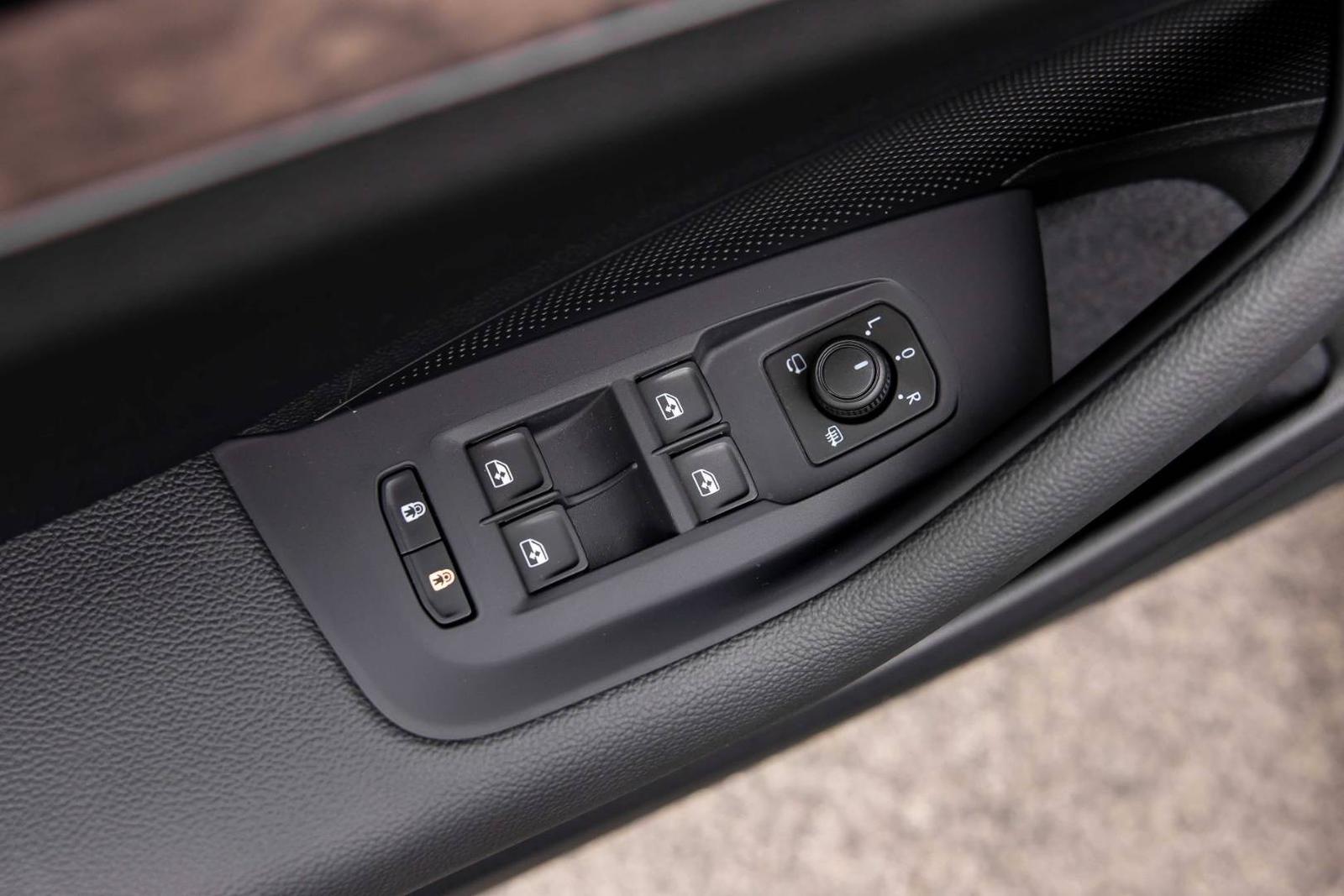 Škoda Superb Combi 2.0 TDI SCR L&K 4x4 DSG, 142kW, A7, 5d. (2025)