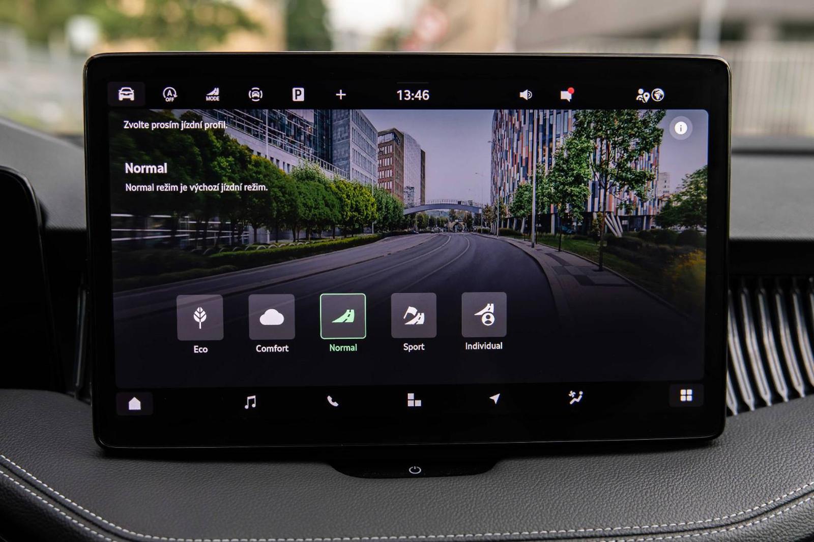 Škoda Superb Combi 2.0 TDI SCR L&K 4x4 DSG, 142kW, A7, 5d. (2025)