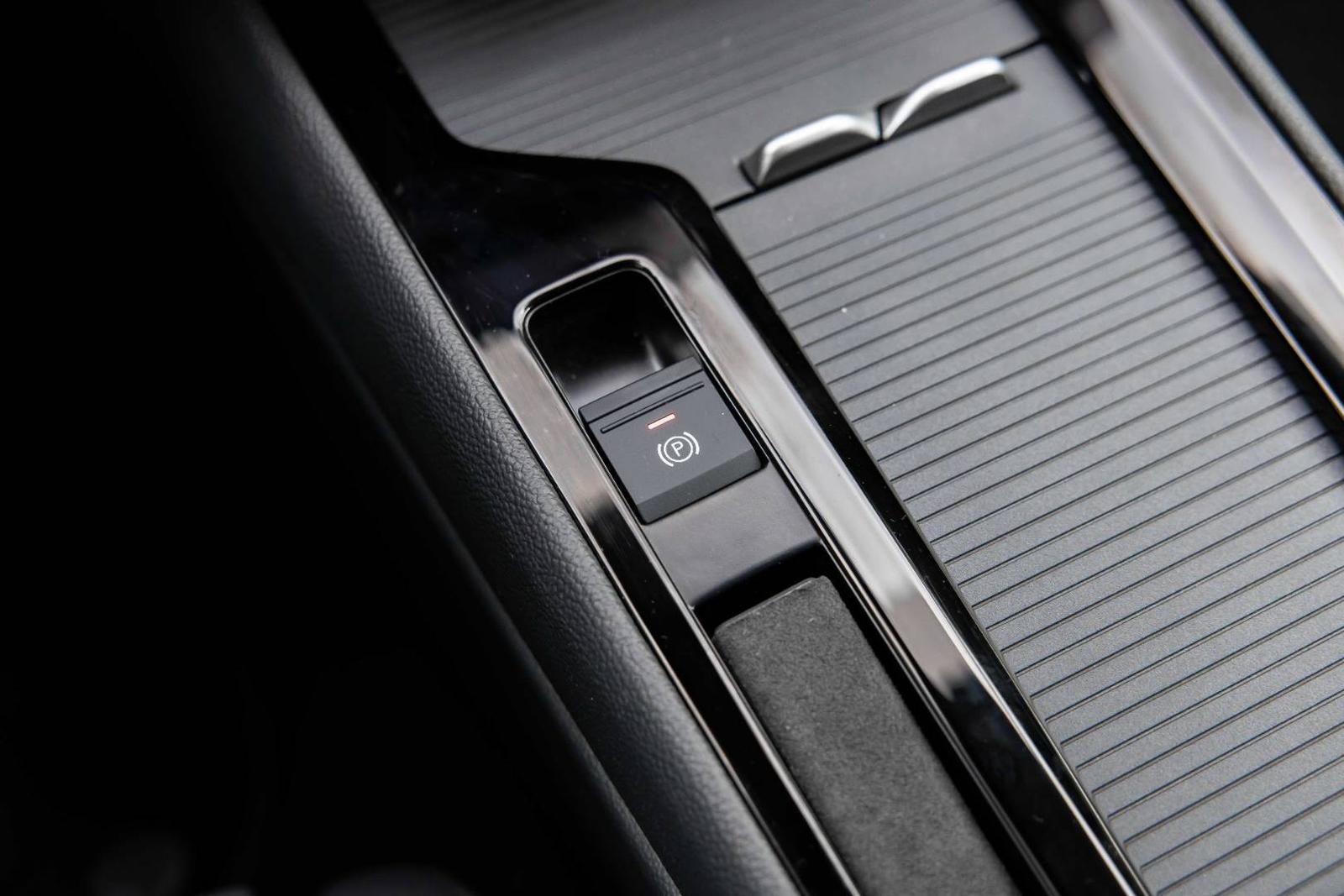 Škoda Superb Combi 2.0 TDI SCR L&K 4x4 DSG, 142kW, A7, 5d. (2025)