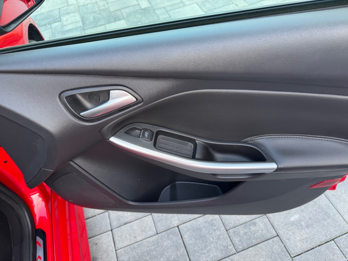 Ford Focus Kombi 2.0 EcoBoost SCTi ST R