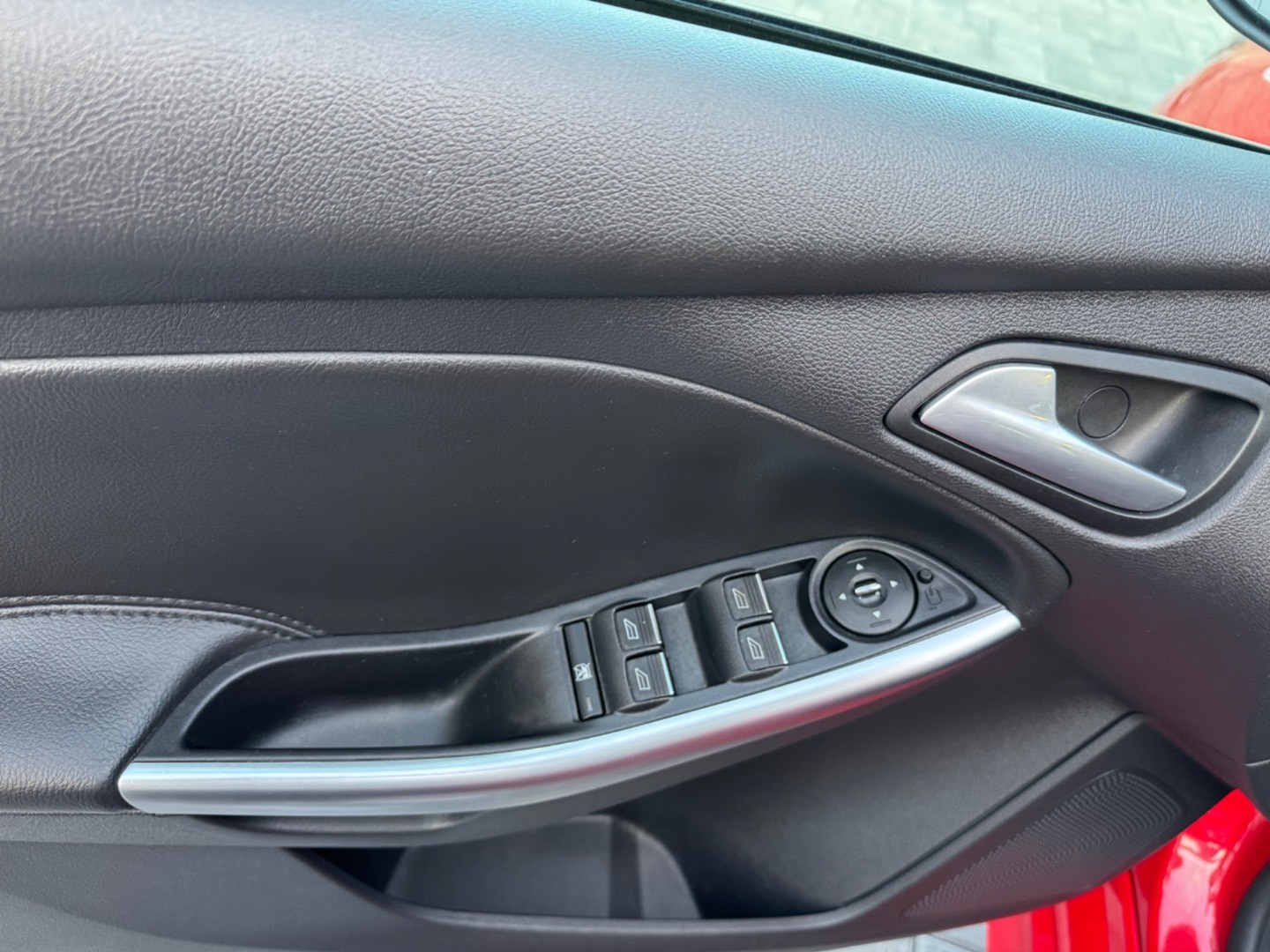 Ford Focus Kombi 2.0 EcoBoost SCTi ST R