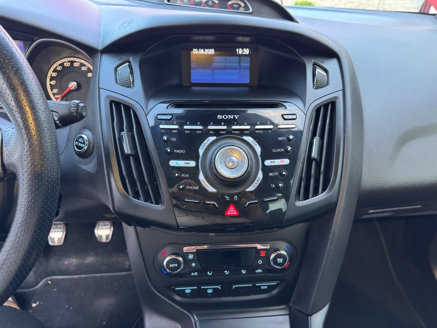 Ford Focus Kombi 2.0 EcoBoost SCTi ST R