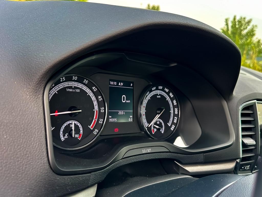 Škoda Karoq 2.0 TDI SCR Ambition 4x4 DSG