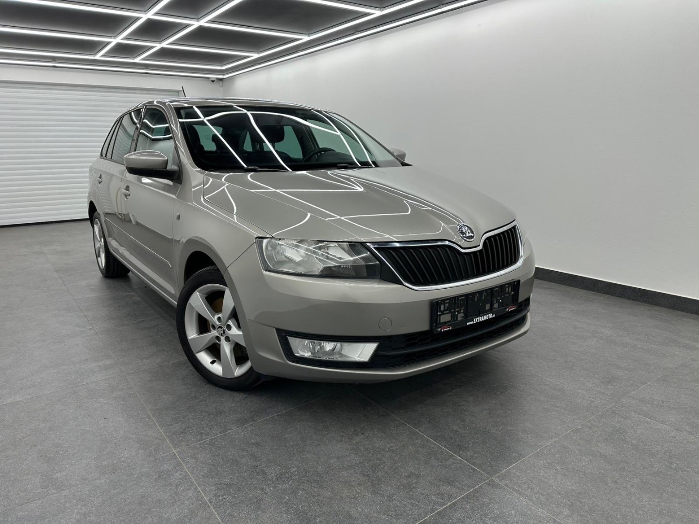 Škoda Rapid 1.6 TDI 90k Elegance