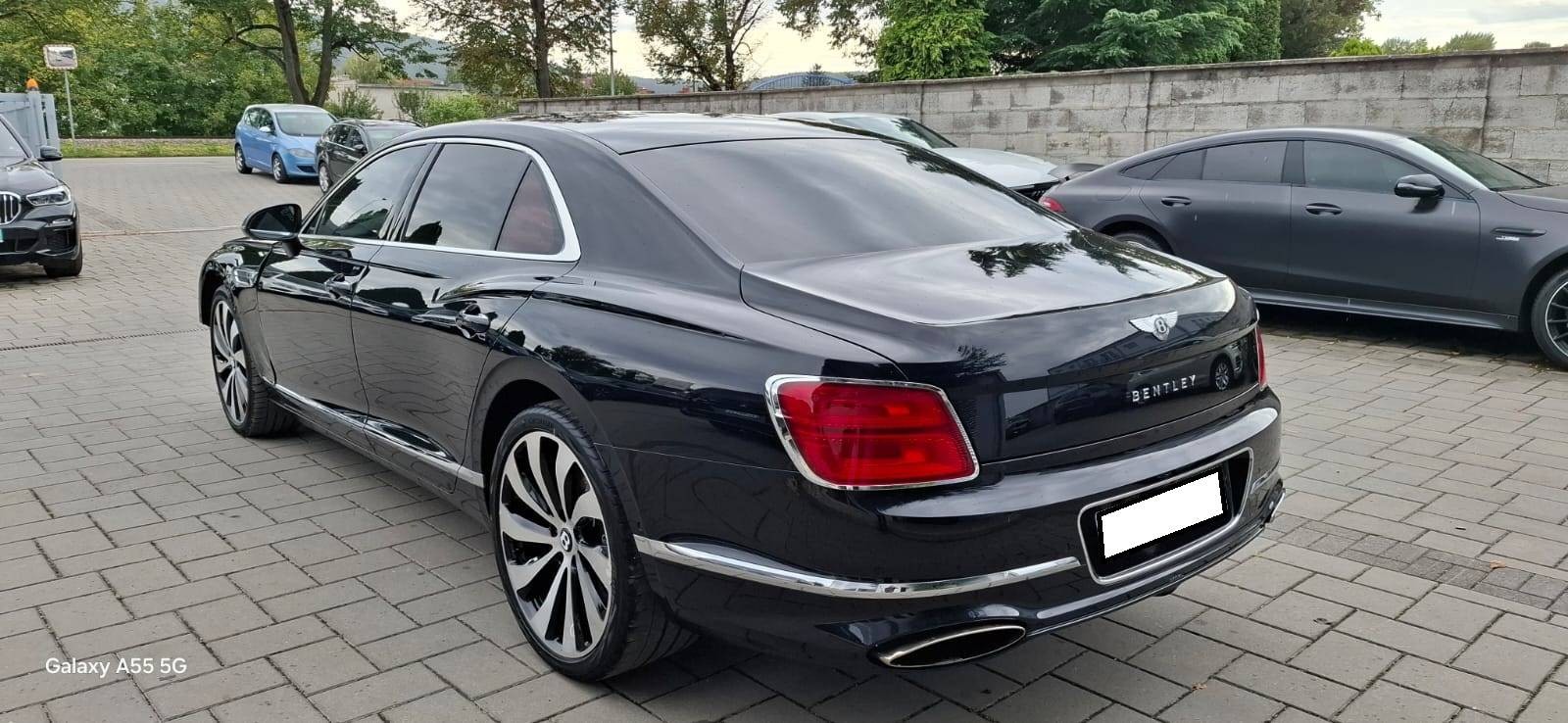 Bentley Flying Spur 6,0 W12 NAIM, TV , VOLL