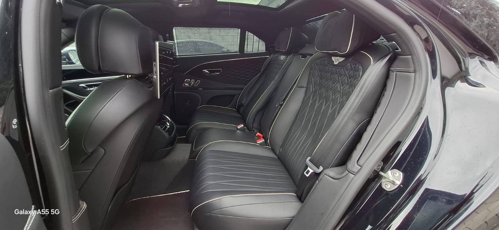 Bentley Flying Spur 6,0 W12 NAIM, TV , VOLL