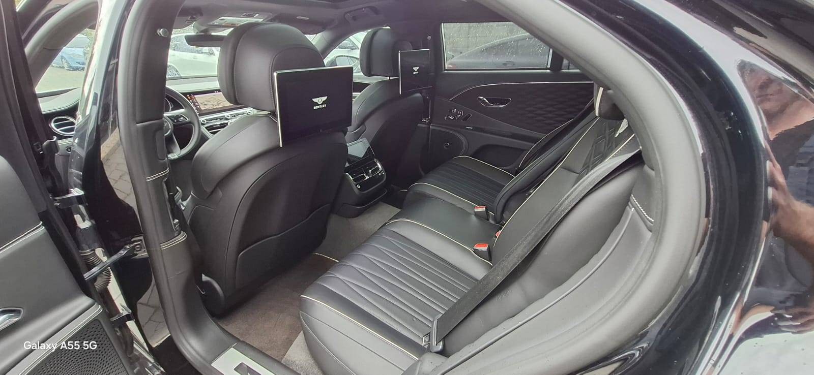 Bentley Flying Spur 6,0 W12 NAIM, TV , VOLL