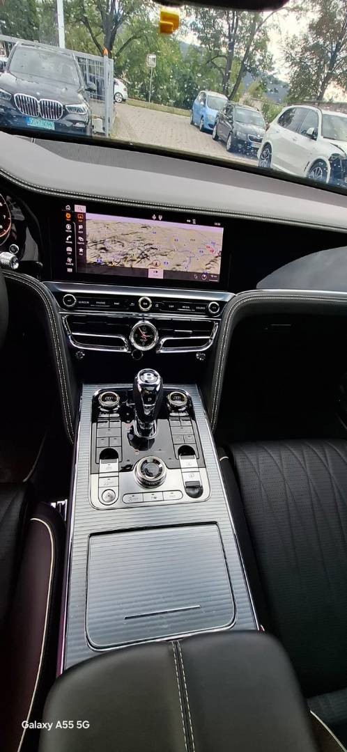 Bentley Flying Spur 6,0 W12 NAIM, TV , VOLL