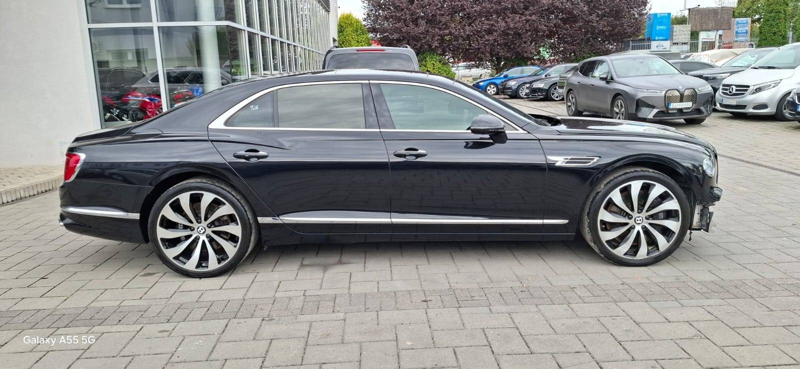 Bentley Flying Spur 6,0 W12 NAIM, TV , VOLL