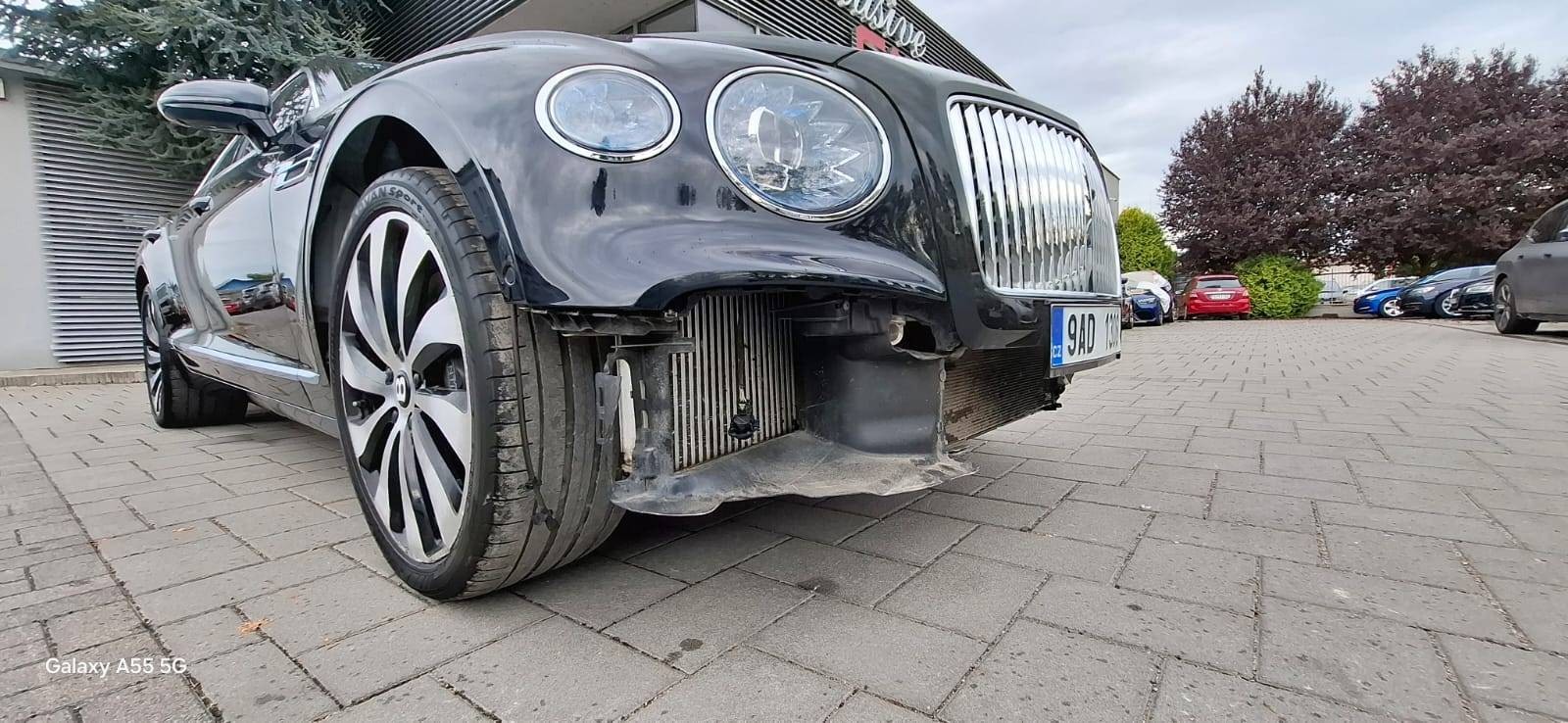 Bentley Flying Spur 6,0 W12 NAIM, TV , VOLL