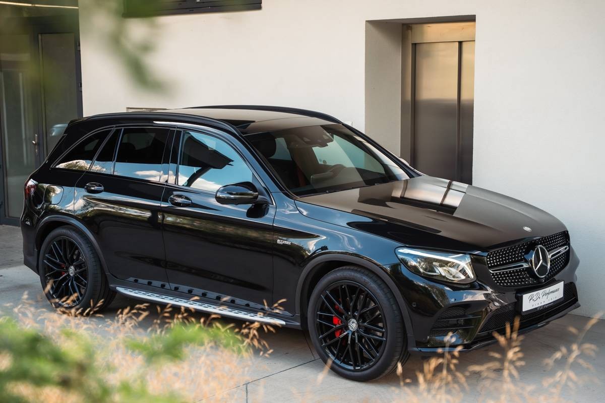 Mercedes-Benz GLC SUV 43 AMG V6 Biturbo 4Matic / Dark Night / Burmester Sound / Pano / Airmatic / TO