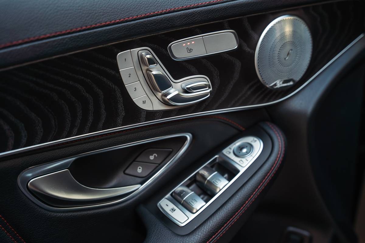 Mercedes-Benz GLC SUV 43 AMG V6 Biturbo 4Matic / Dark Night / Burmester Sound / Pano / Airmatic / TO