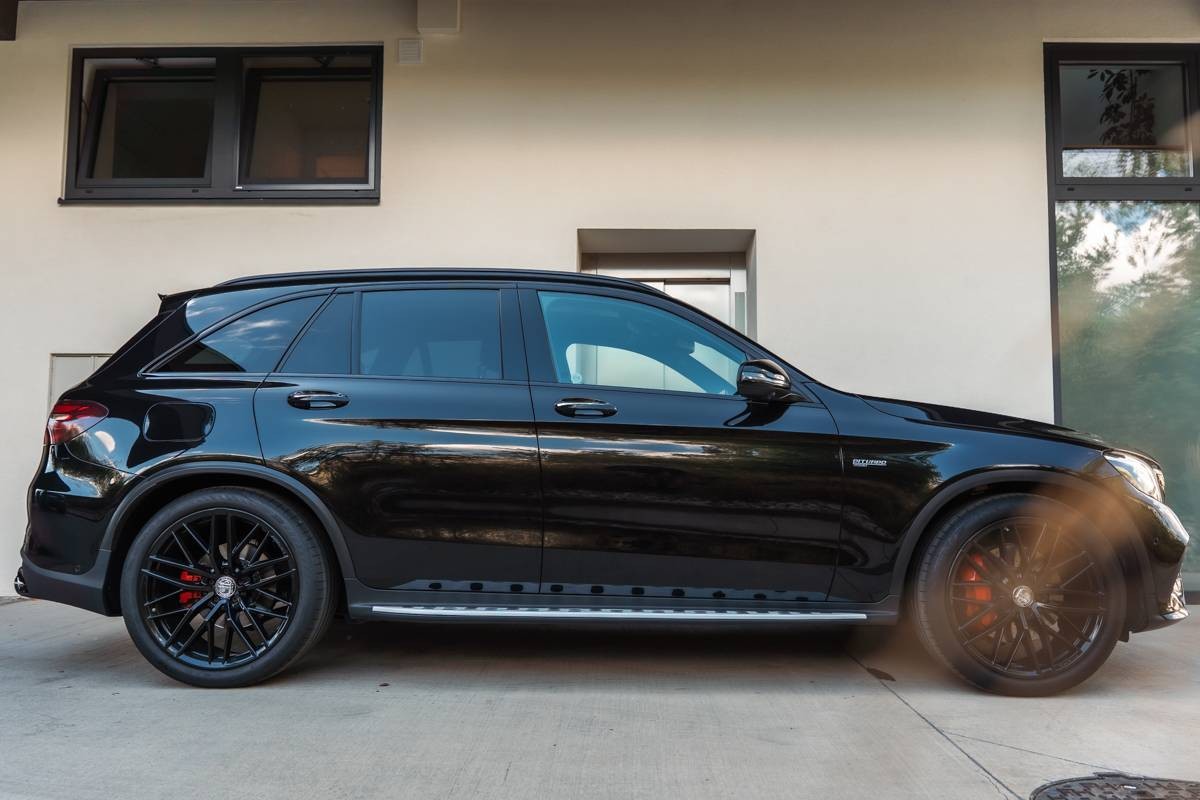 Mercedes-Benz GLC SUV 43 AMG V6 Biturbo 4Matic / Dark Night / Burmester Sound / Pano / Airmatic / TO