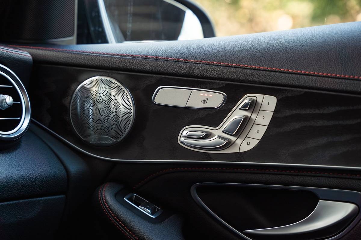 Mercedes-Benz GLC SUV 43 AMG V6 Biturbo 4Matic / Dark Night / Burmester Sound / Pano / Airmatic / TO