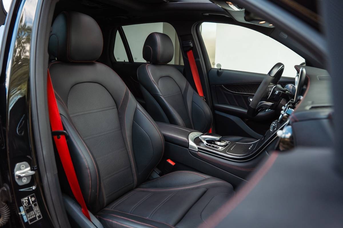 Mercedes-Benz GLC SUV 43 AMG V6 Biturbo 4Matic / Dark Night / Burmester Sound / Pano / Airmatic / TO