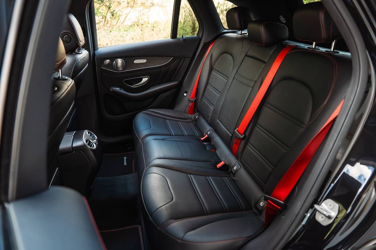 Mercedes-Benz GLC SUV 43 AMG V6 Biturbo 4Matic / Dark Night / Burmester Sound / Pano / Airmatic / TO