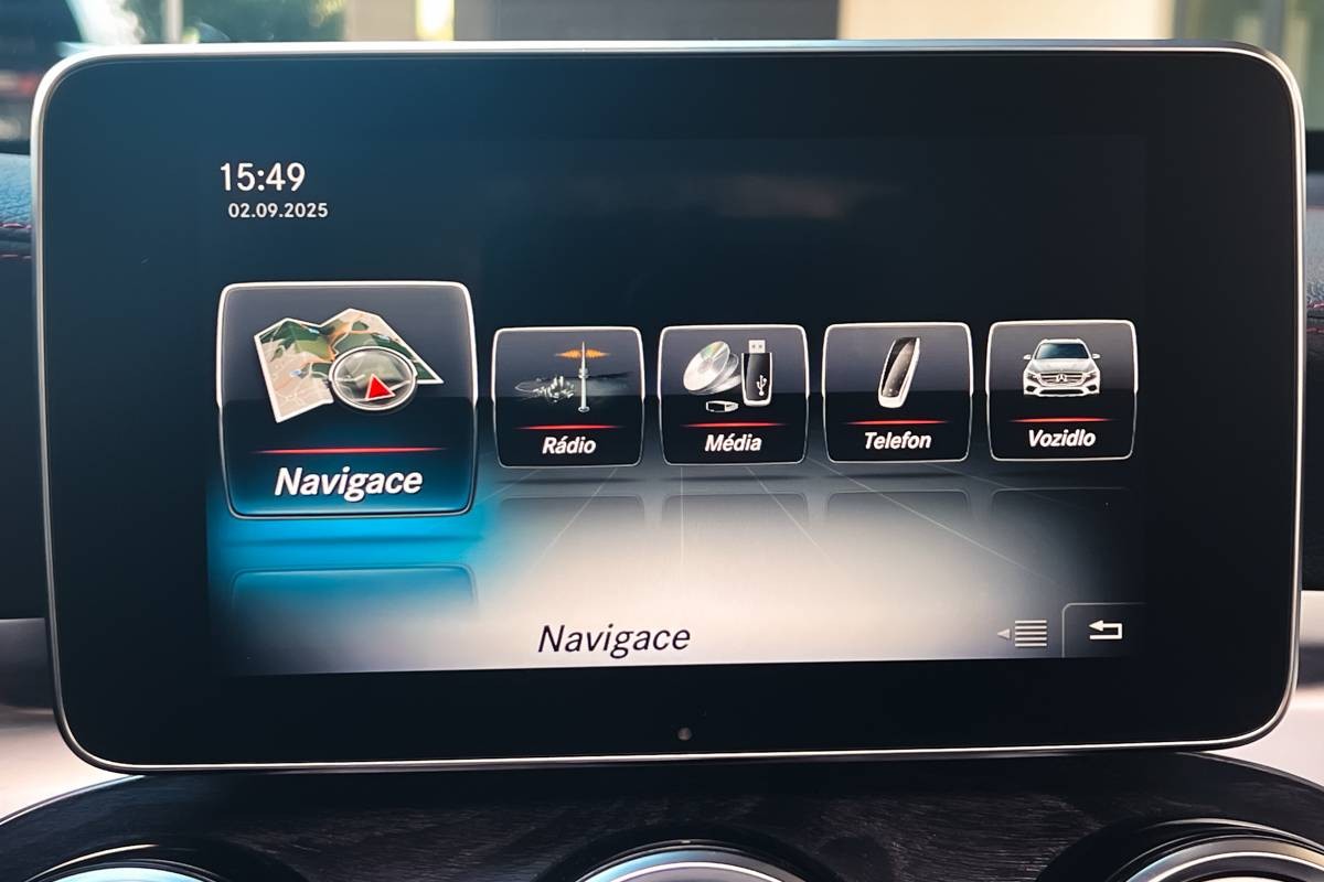 Mercedes-Benz GLC SUV 43 AMG V6 Biturbo 4Matic / Dark Night / Burmester Sound / Pano / Airmatic / TO