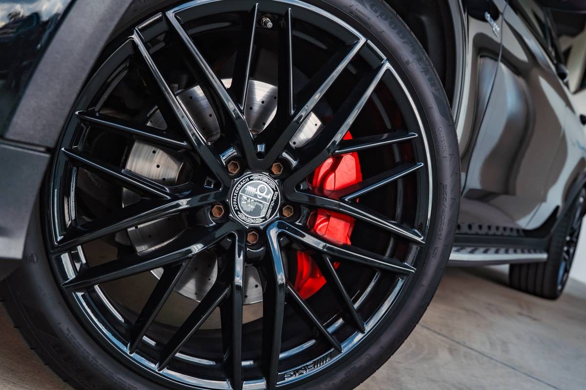 Mercedes-Benz GLC SUV 43 AMG V6 Biturbo 4Matic / Dark Night / Burmester Sound / Pano / Airmatic / TO
