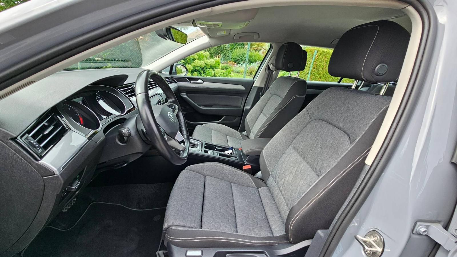 Volkswagen Passat Variant 2,0 TDI , elegance , DSG *** MODEL 2023 ****