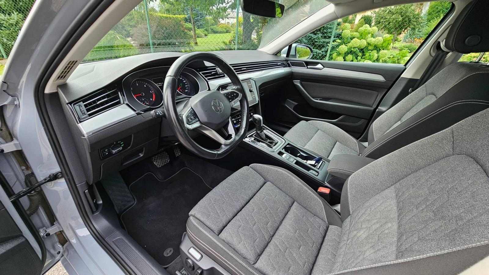 Volkswagen Passat Variant 2,0 TDI , elegance , DSG *** MODEL 2023 ****
