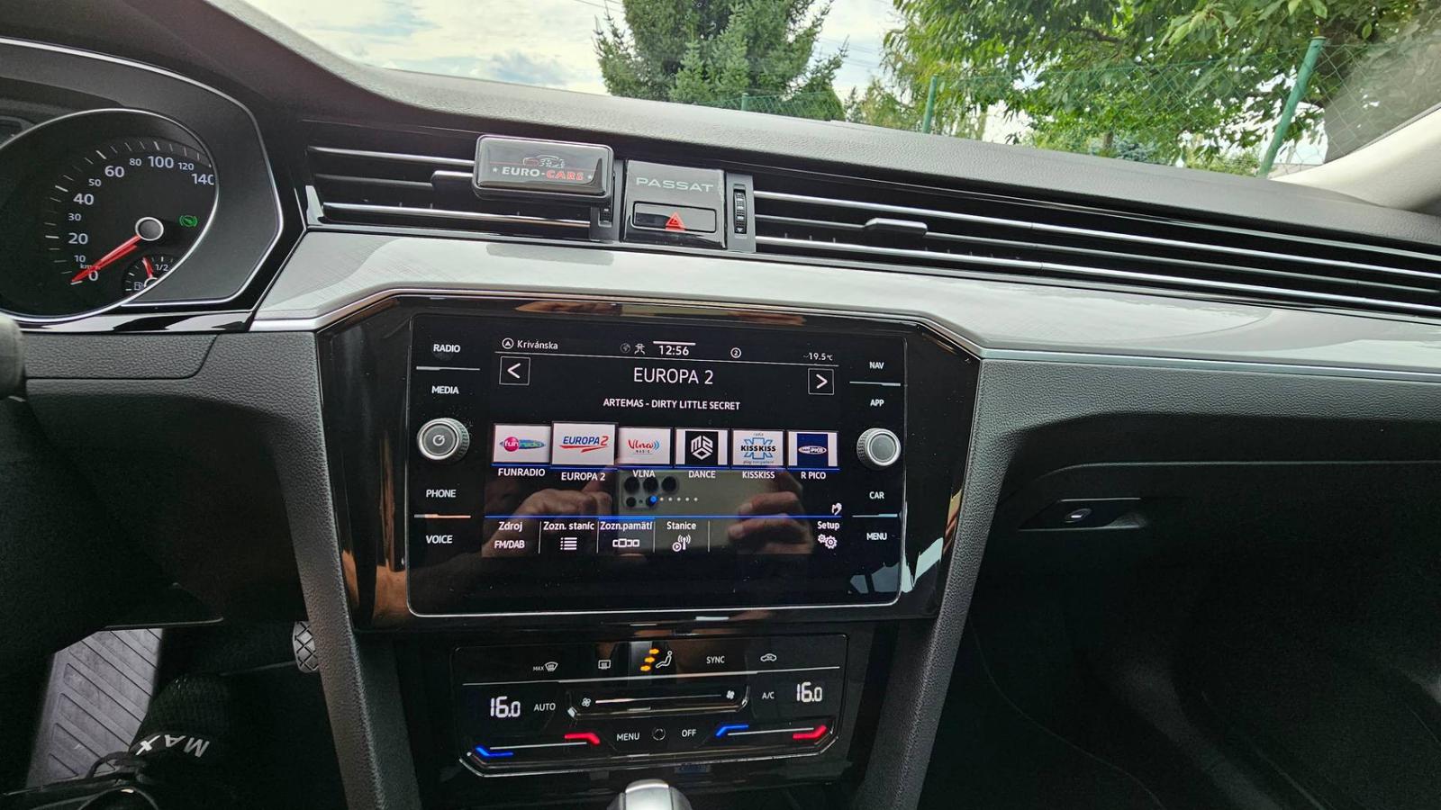 Volkswagen Passat Variant 2,0 TDI , elegance , DSG *** MODEL 2023 ****
