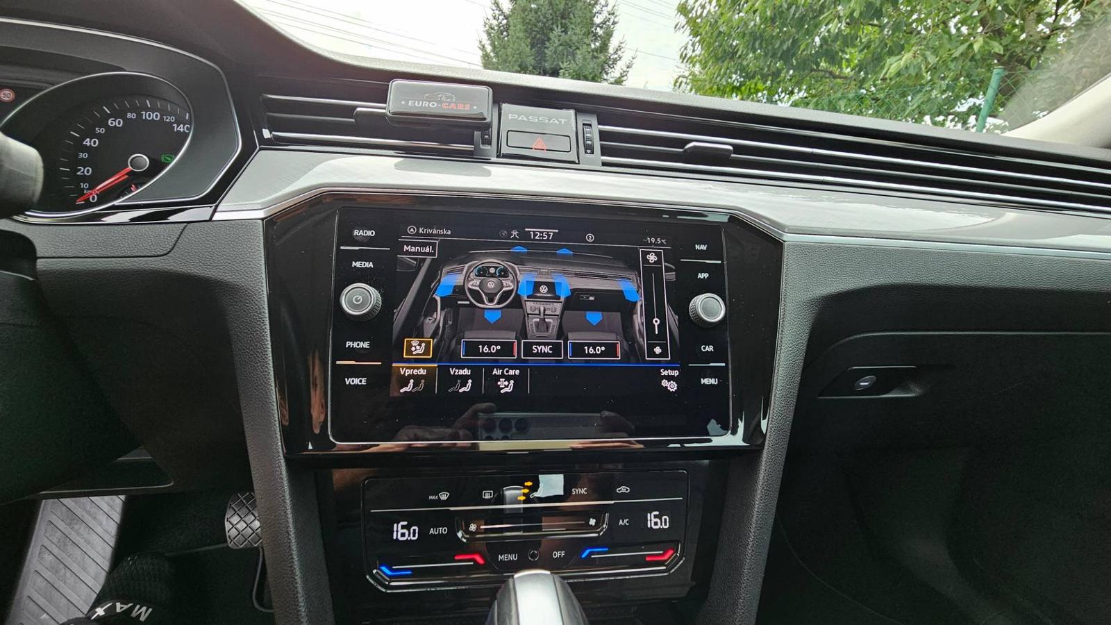 Volkswagen Passat Variant 2,0 TDI , elegance , DSG *** MODEL 2023 ****