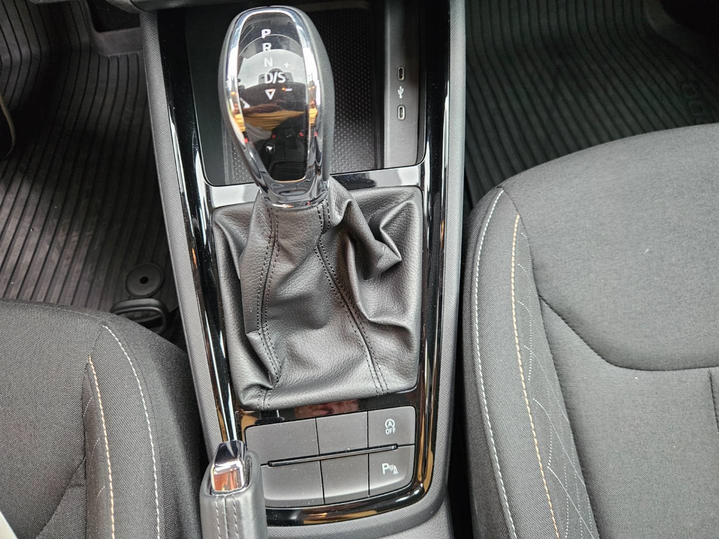 Škoda Kamiq 1.0 TSI Ambition DSG
